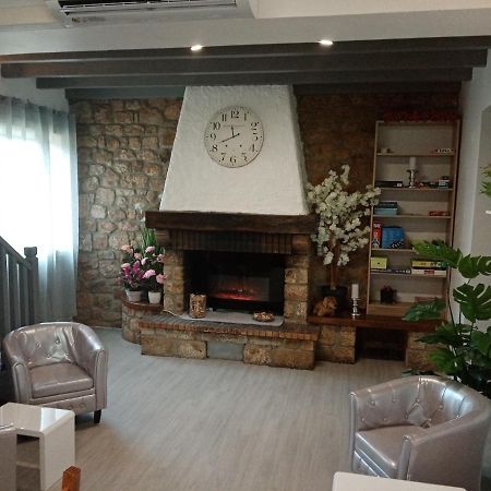 Hotel-Restaurant Le Matibyll Guilherand-Granges Buitenkant foto
